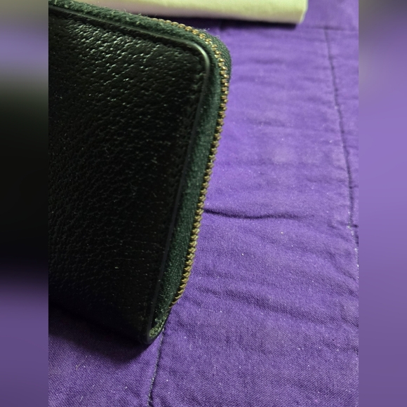 Gucci Animalier Bee Black Leather Zip Around Long Wallet - Picture 6 of 12